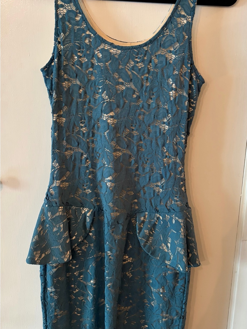 Sleeveless Teal Lace Peplum Dress - Women